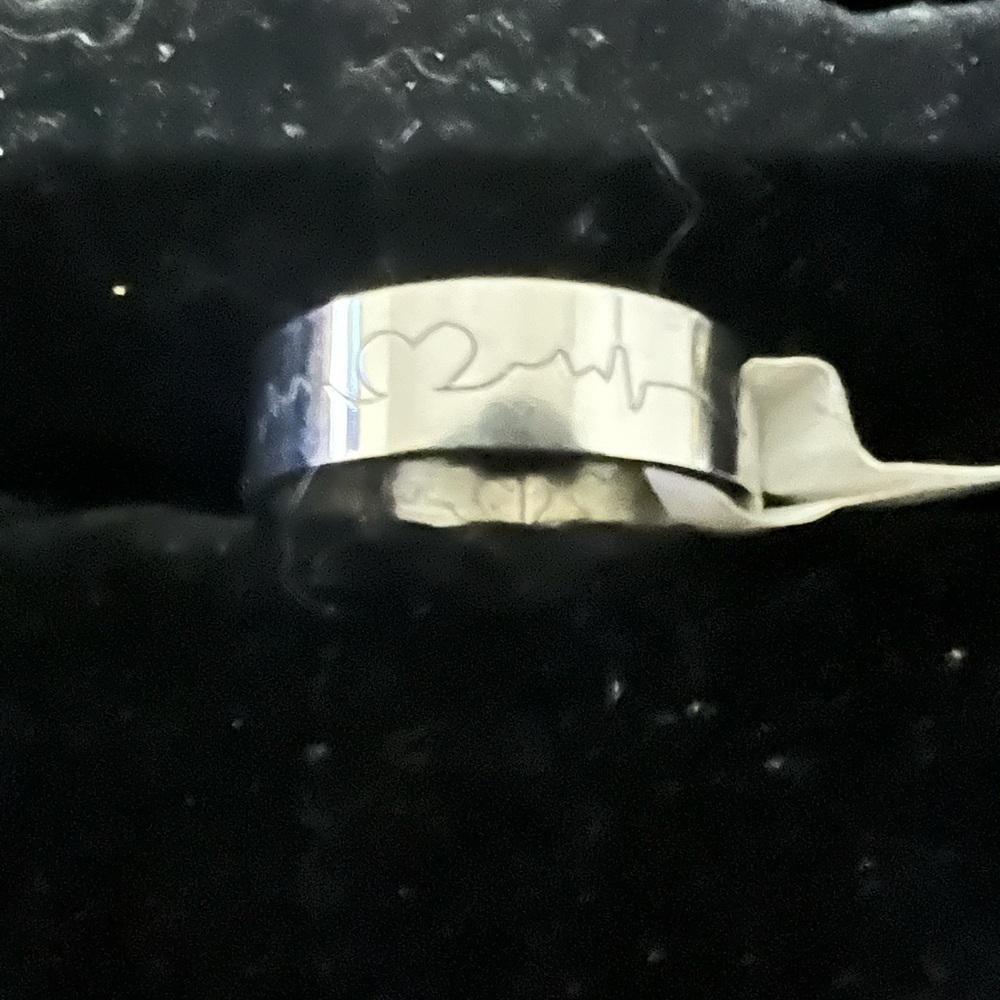Silver Heartbeat Ring